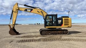 2017 CATERPILLAR 320E